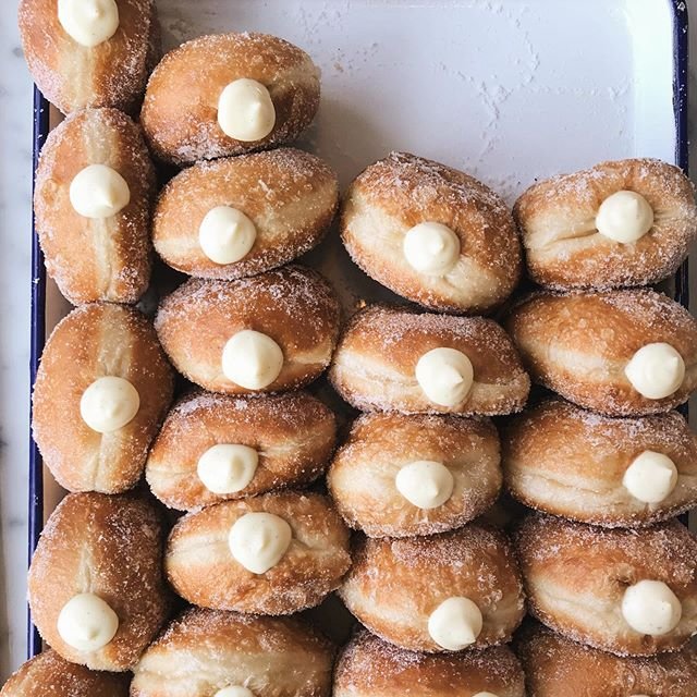 Good morning from drizzly Seattle. ☔️ Vanilla custard brioche-style doughnuts at @generalporpoisedoughnuts. I hardly ever get vanilla things, preferring seasonal flavors but this custard was excellent. Rich and thick and a salty bite that I LOVED. More eats in my IG story.